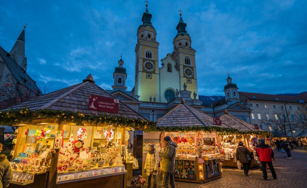 Mercatini Di Natale Bressanone.Mercatini Di Natale A Vipiteno Bressanone E Bolzano Caldana Travel